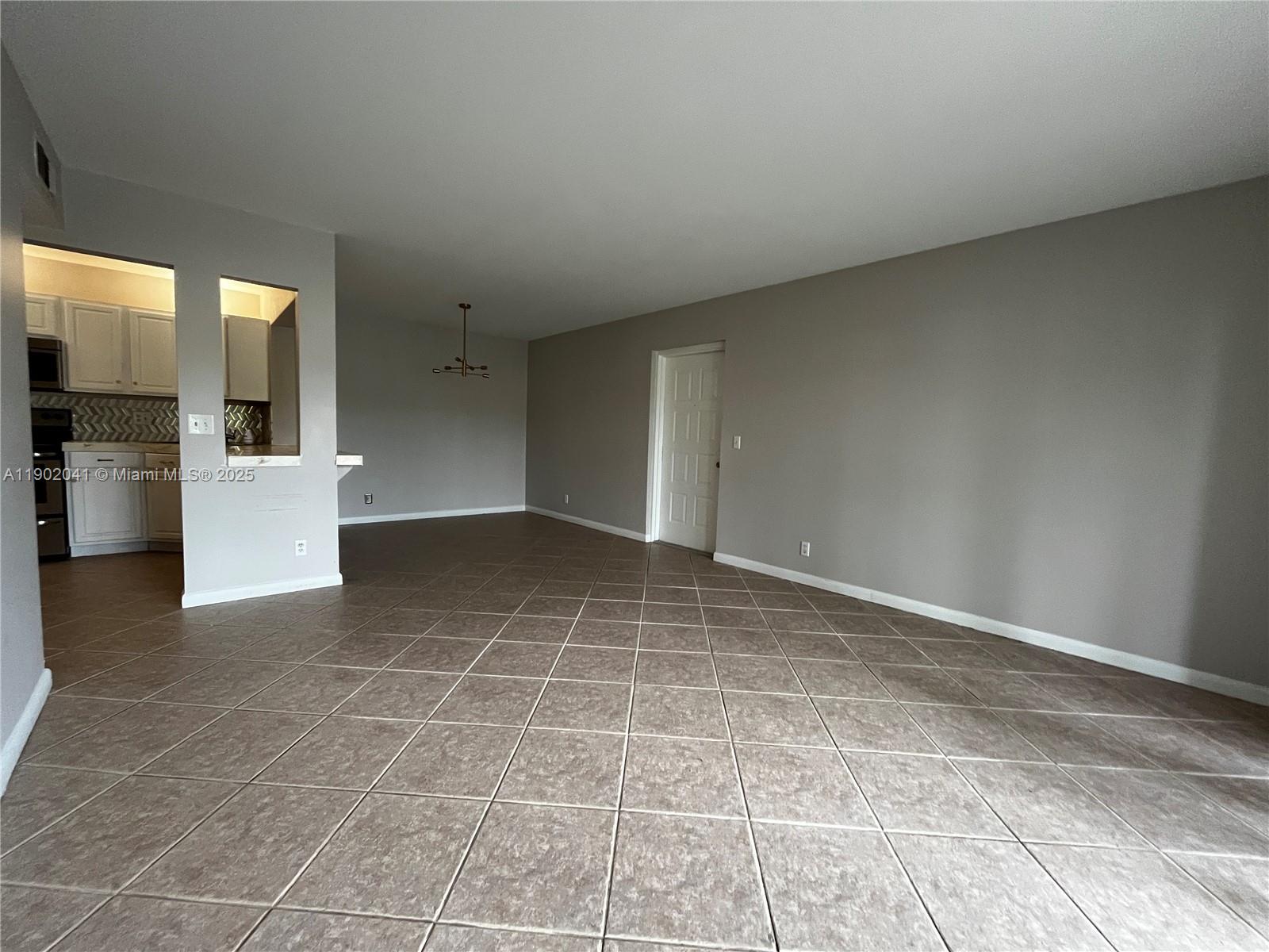 See details A1 2 / 2 1104 sq. ft. $ 2025-10-24 0 Photo
