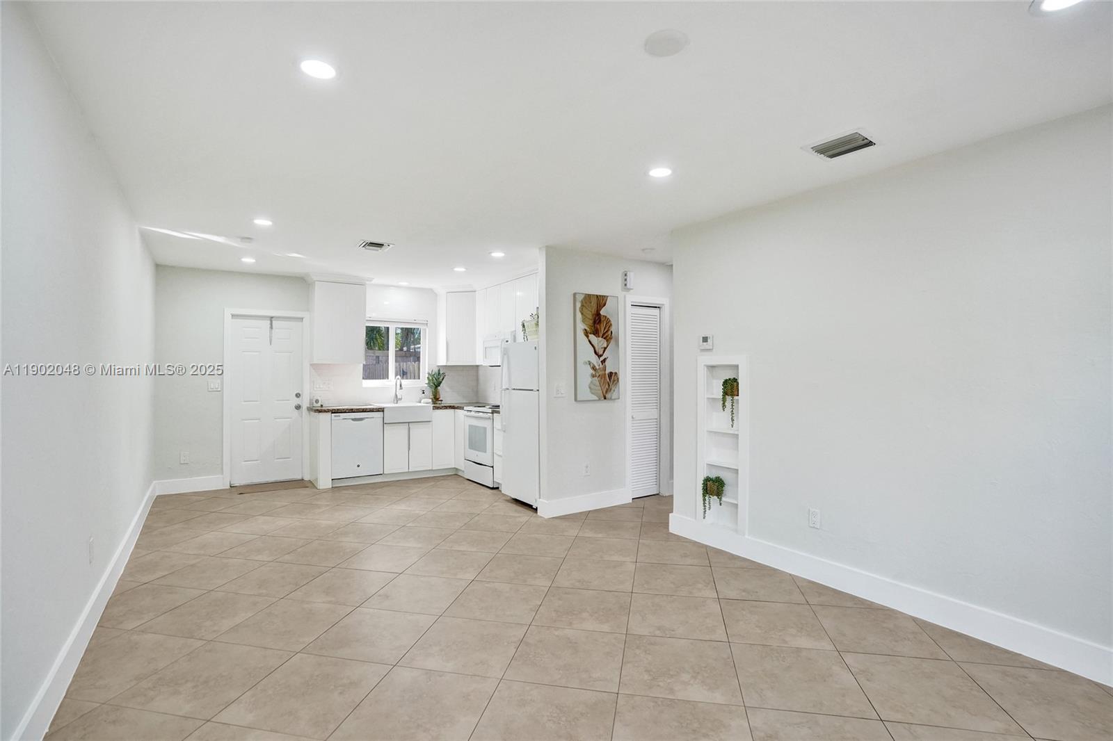 Ver detalles   /  1815 sq. ft. $ 2025-10-24 0 foto