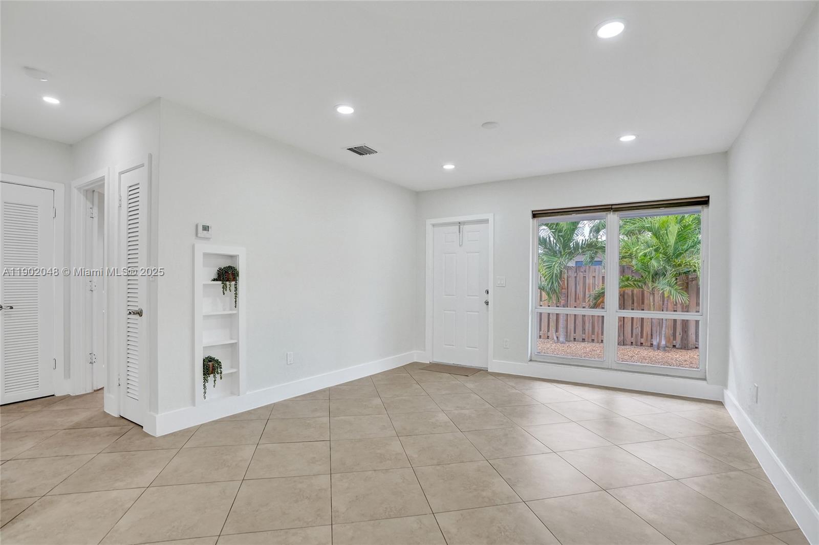 Ver detalles   /  1815 sq. ft. $ 2025-10-24 0 foto