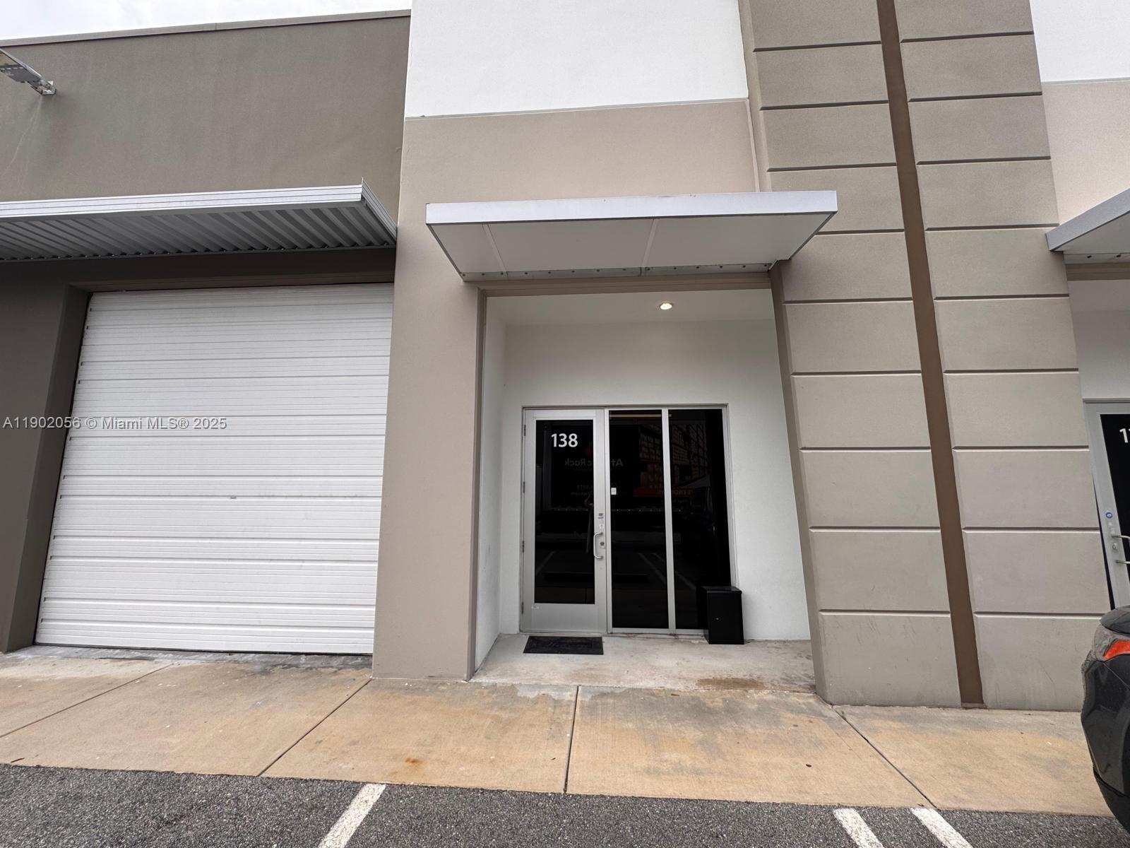 See details 138  /   sq. ft. $ 2025-10-24 0 Photo