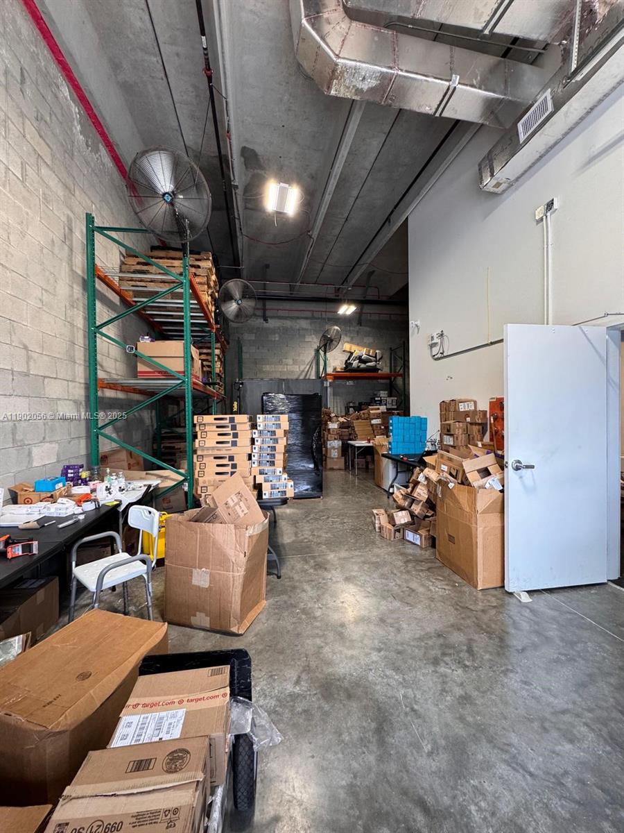 See details 138  /   sq. ft. $ 2025-10-24 0 Photo