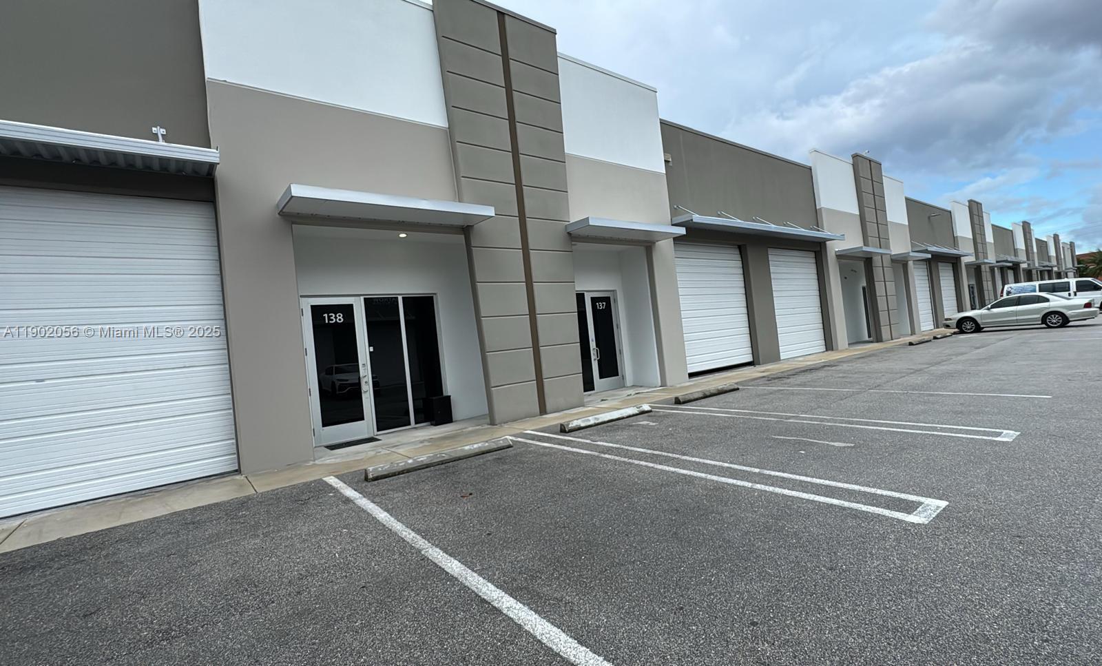 See details 138  /   sq. ft. $ 2025-10-24 0 Photo