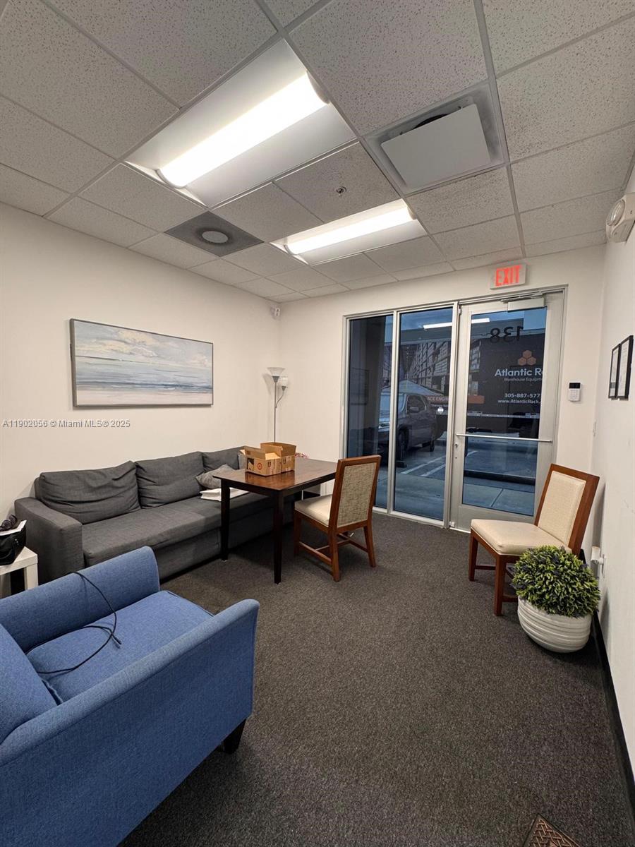 See details 138  /   sq. ft. $ 2025-10-24 0 Photo