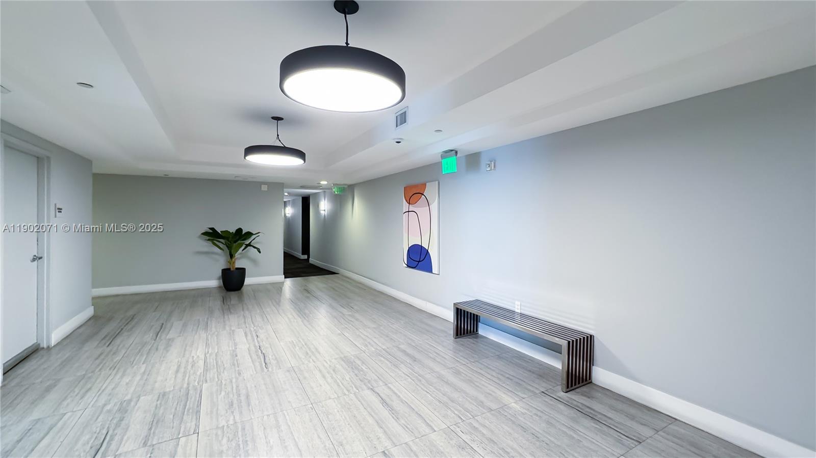 Photo of 140 Dixie Hwy  #827, Hollywood, Florida, 33020 -