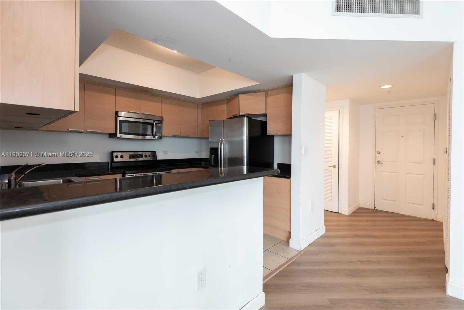 Photo of 140 Dixie Hwy  #827, Hollywood, Florida, 33020 -