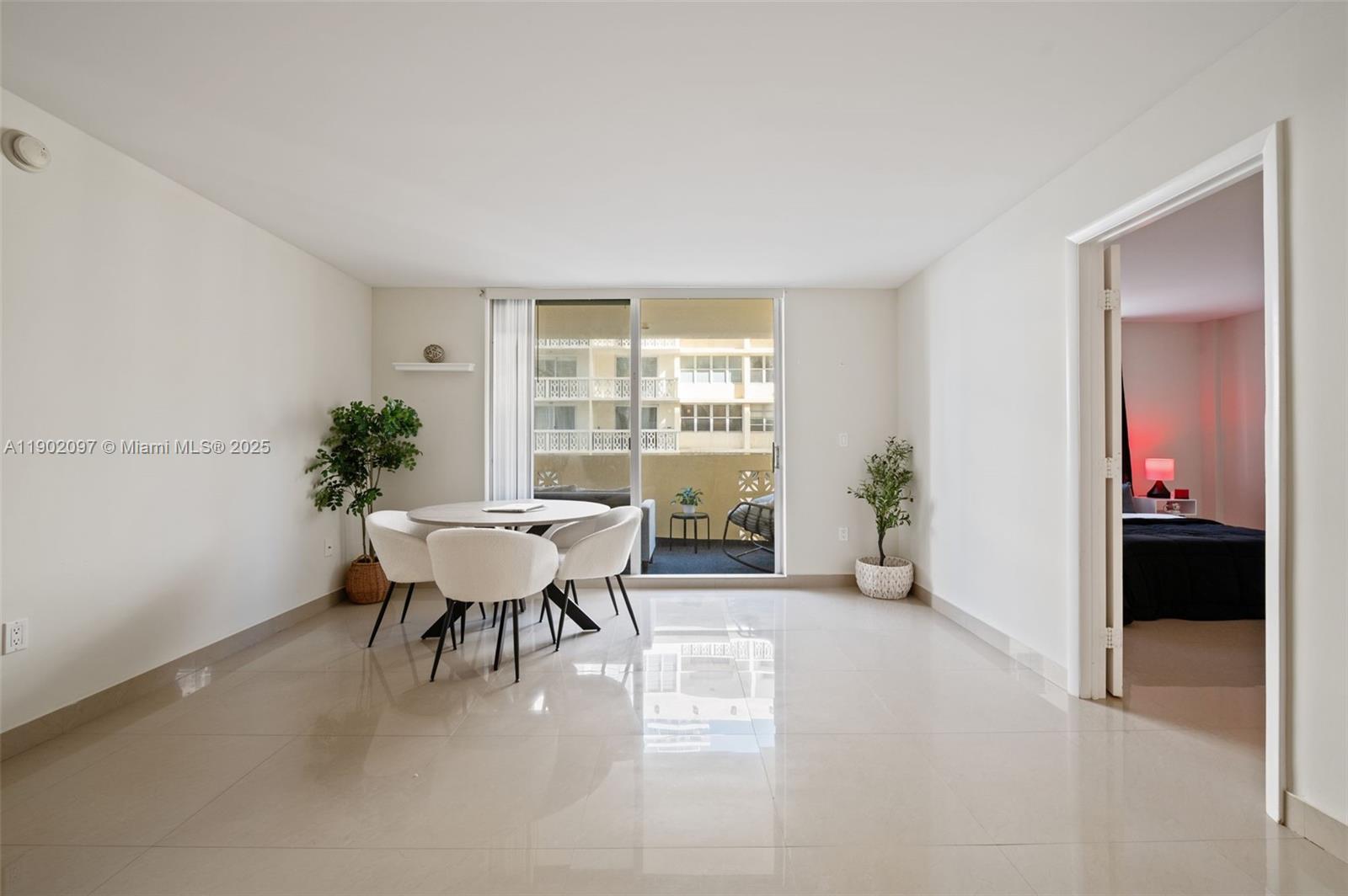 Photo of 1833 Ocean Dr  #809, Hallandale Beach, Florida, 33009 - 