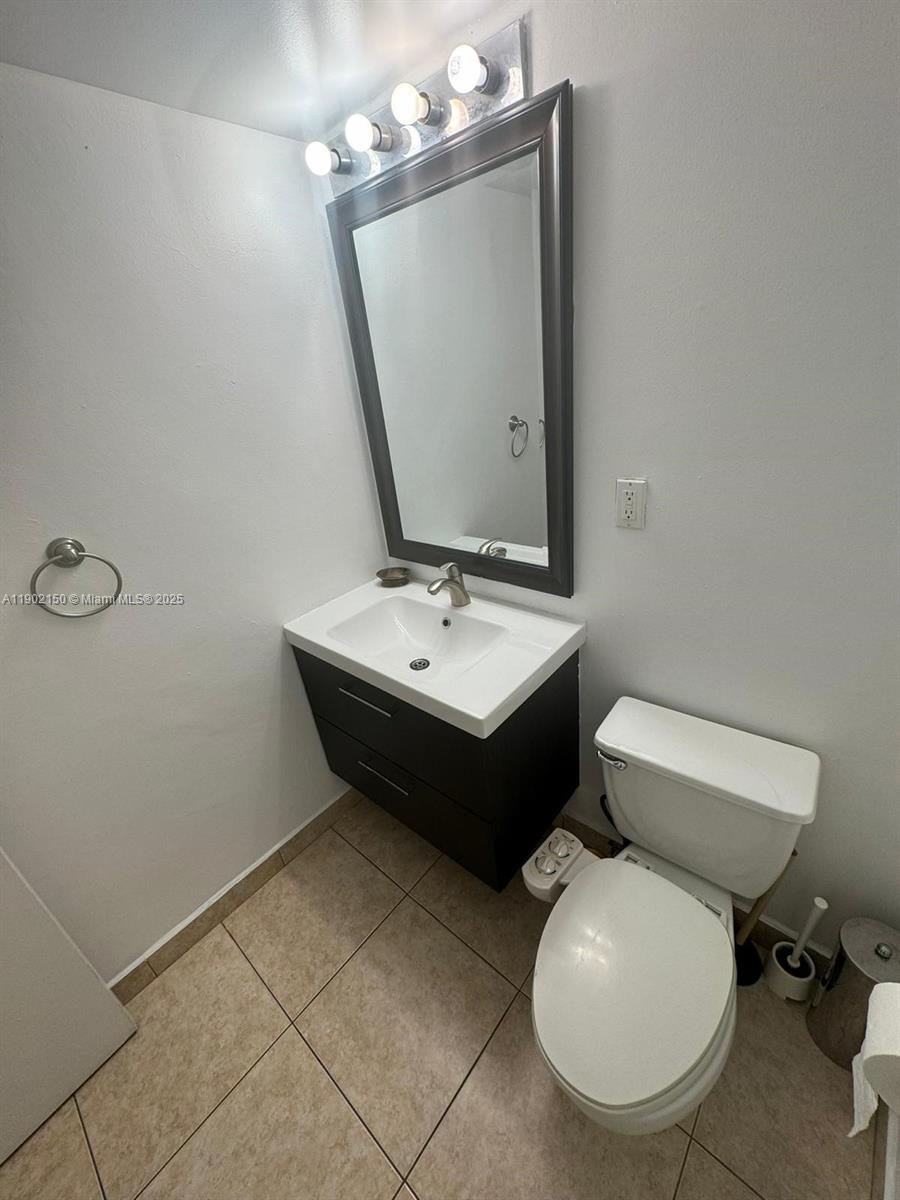 Photo of 19370 Collins Ave  #206, Sunny Isles Beach, Florida, 33160 -