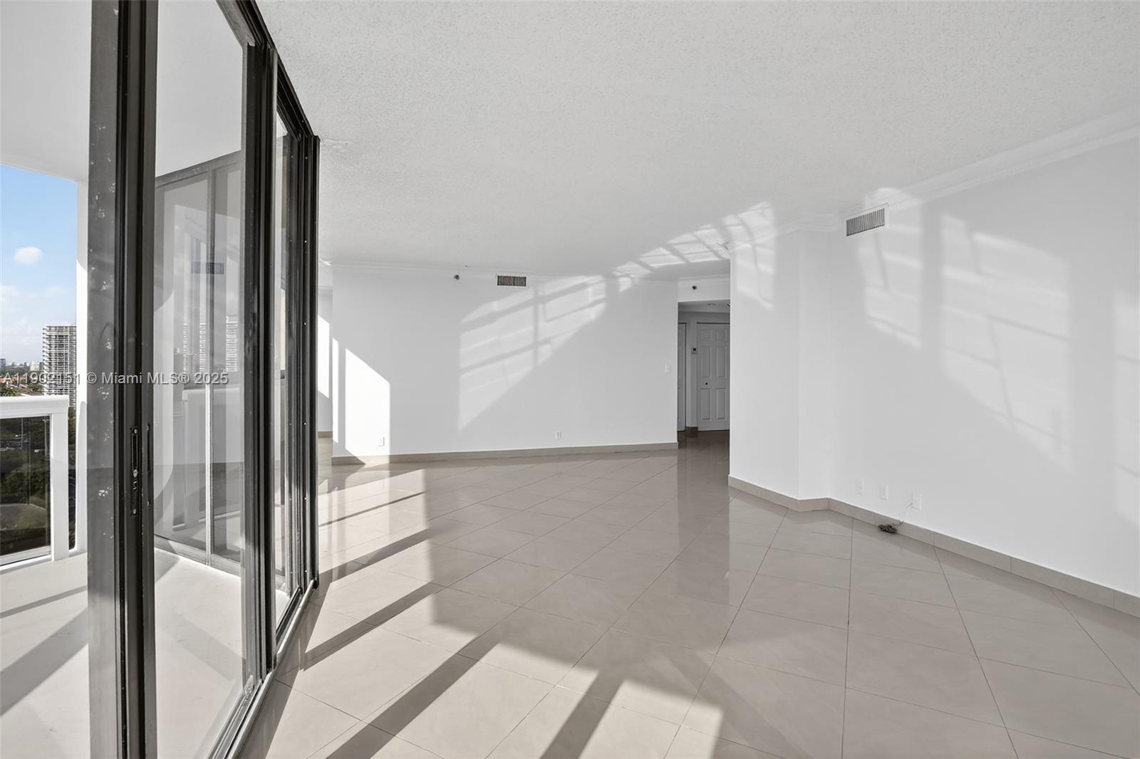 Photo of 20185 Country Club Dr #1405, Aventura, Florida, 33180 -