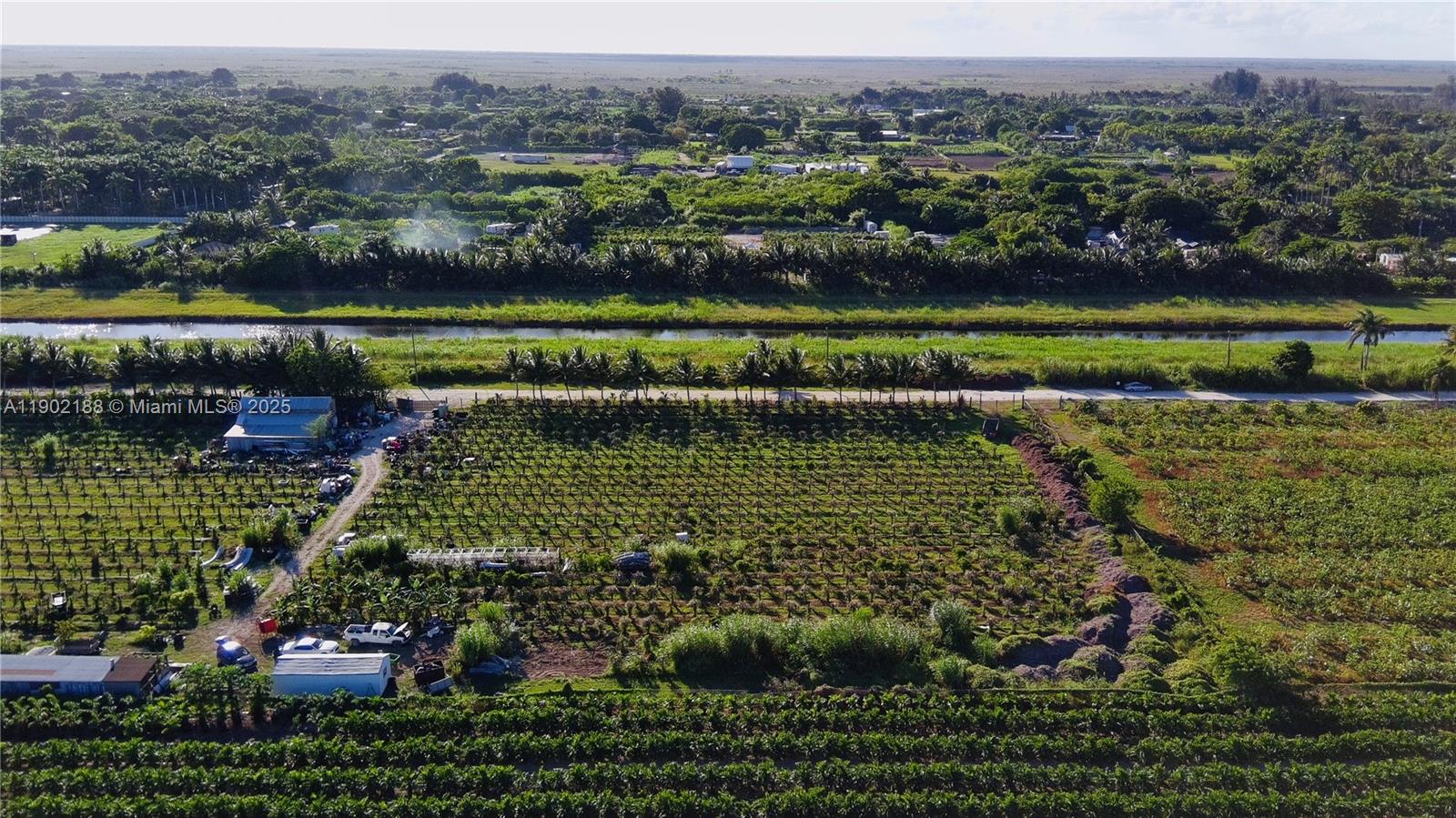 Подробнее   /   кв.футов $ 2025-10-24 0 Фото