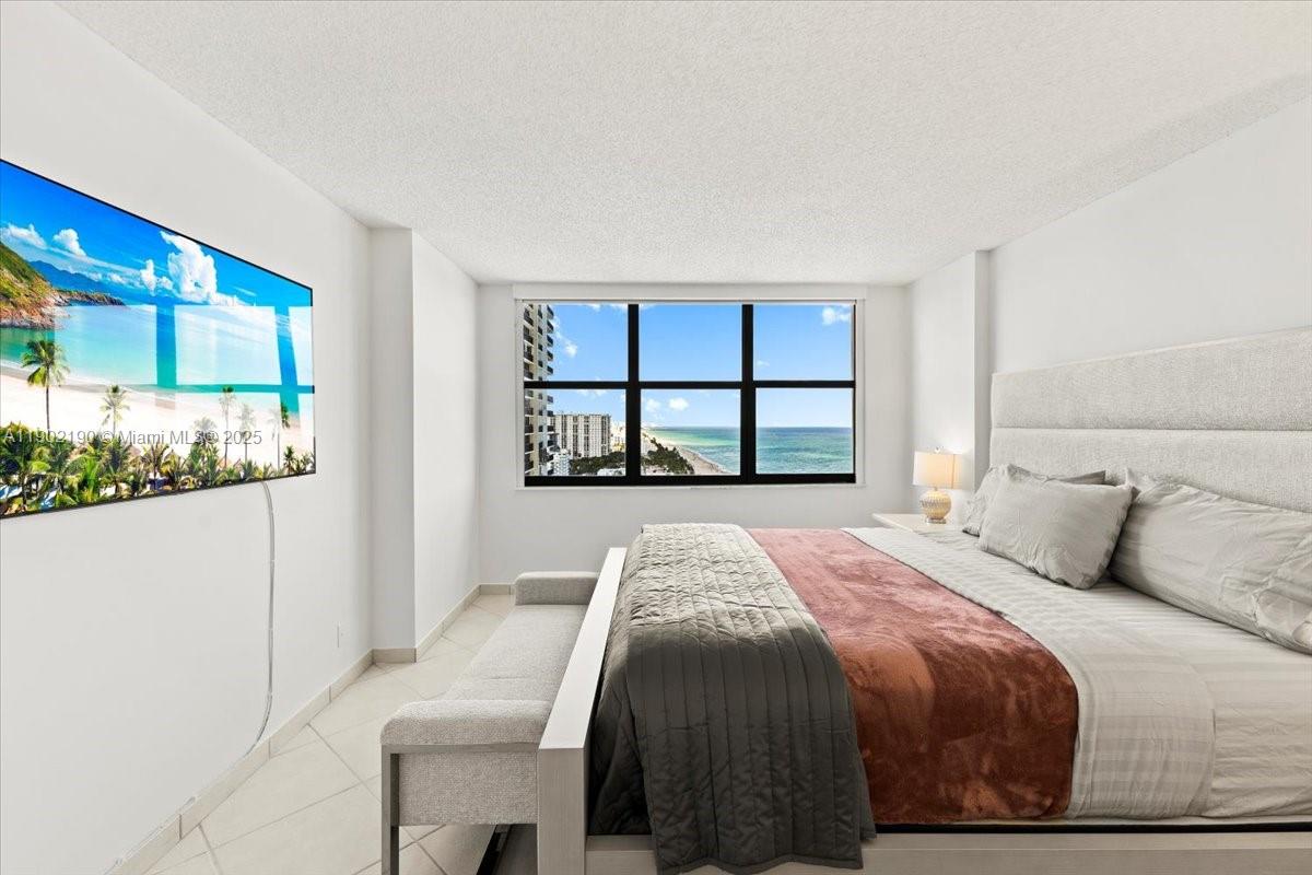 Photo of 2301 Ocean Dr  #2004, Hollywood, Florida, 33019 - 