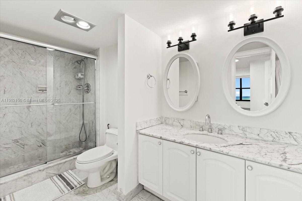 Photo of 2301 Ocean Dr  #2004, Hollywood, Florida, 33019 - 