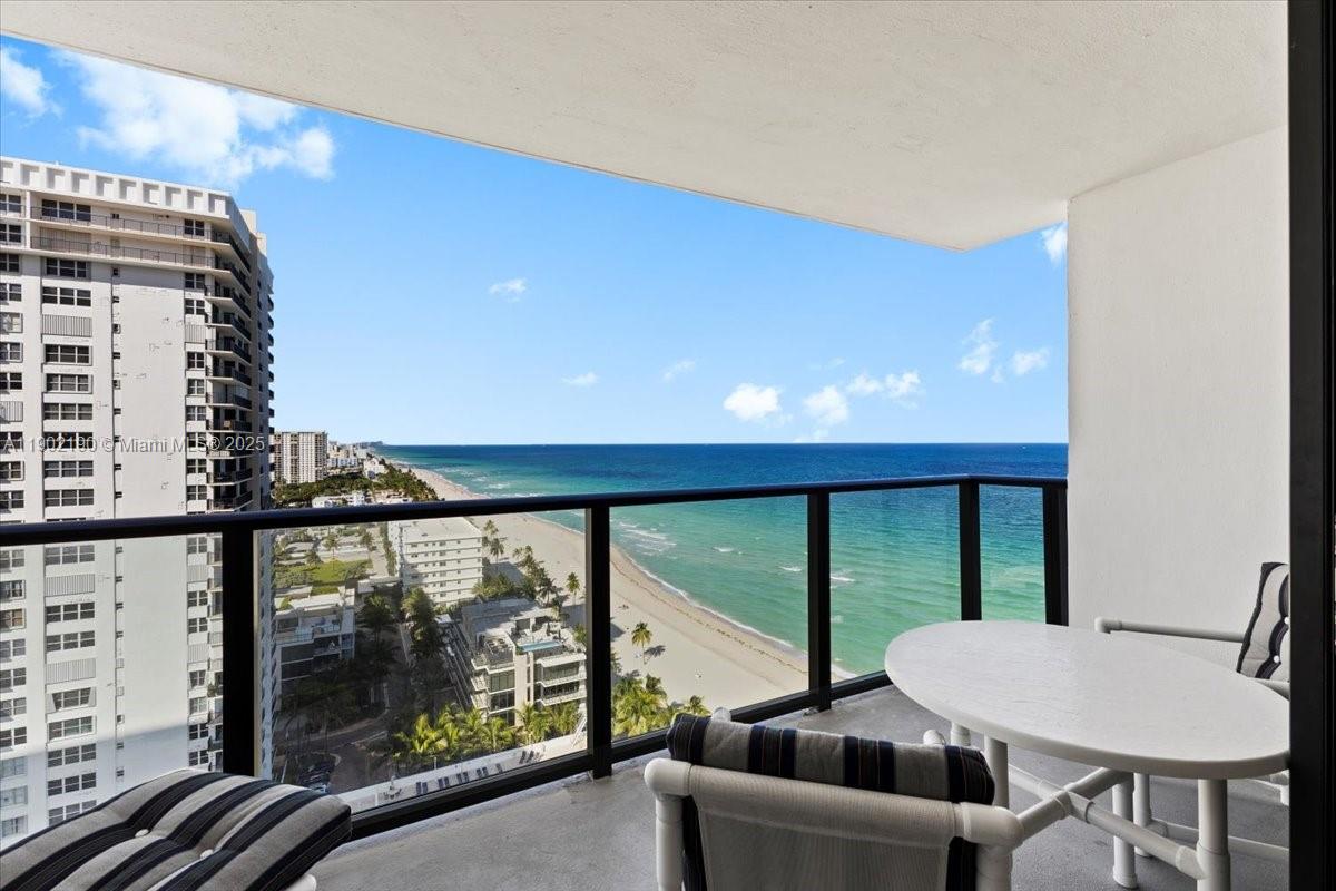 Photo of 2301 Ocean Dr  #2004, Hollywood, Florida, 33019 - 