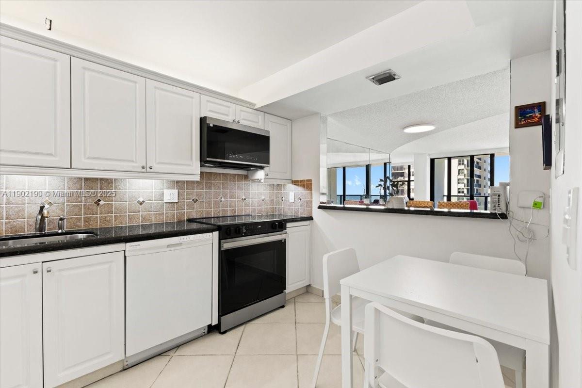 Photo of 2301 Ocean Dr  #2004, Hollywood, Florida, 33019 - 