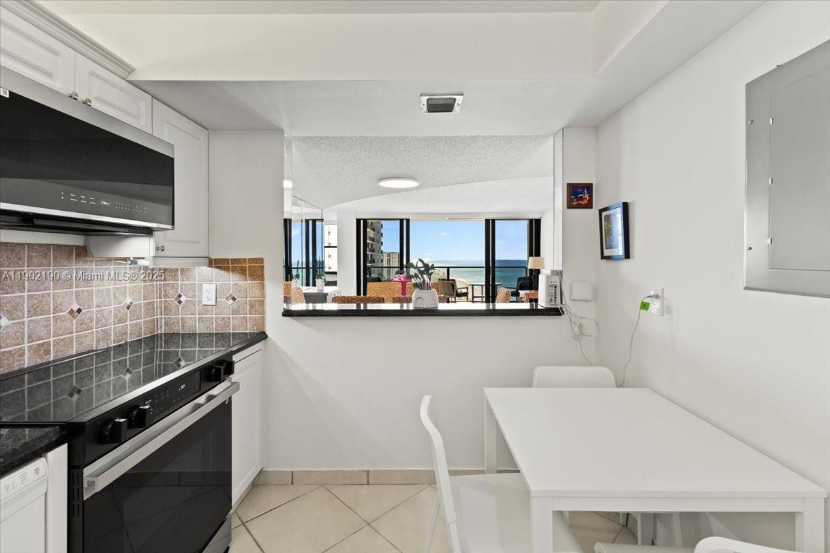 Photo of 2301 Ocean Dr  #2004, Hollywood, Florida, 33019 - 