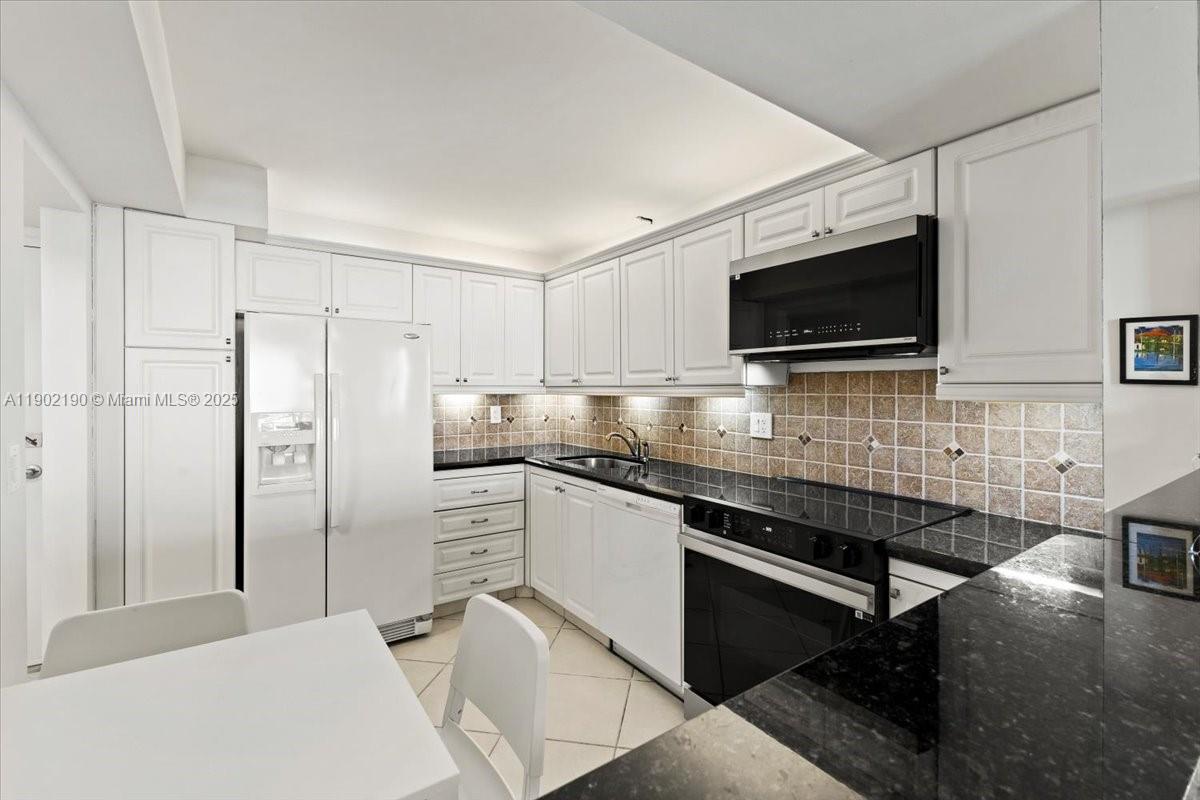 Photo of 2301 Ocean Dr  #2004, Hollywood, Florida, 33019 - 