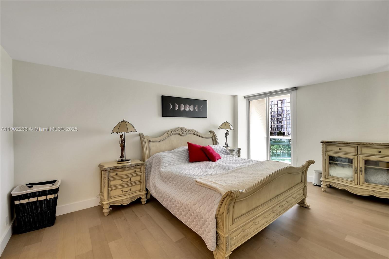 1008 2 / 2 1357 sq. ft. $ 2025-10-24 0 Photo