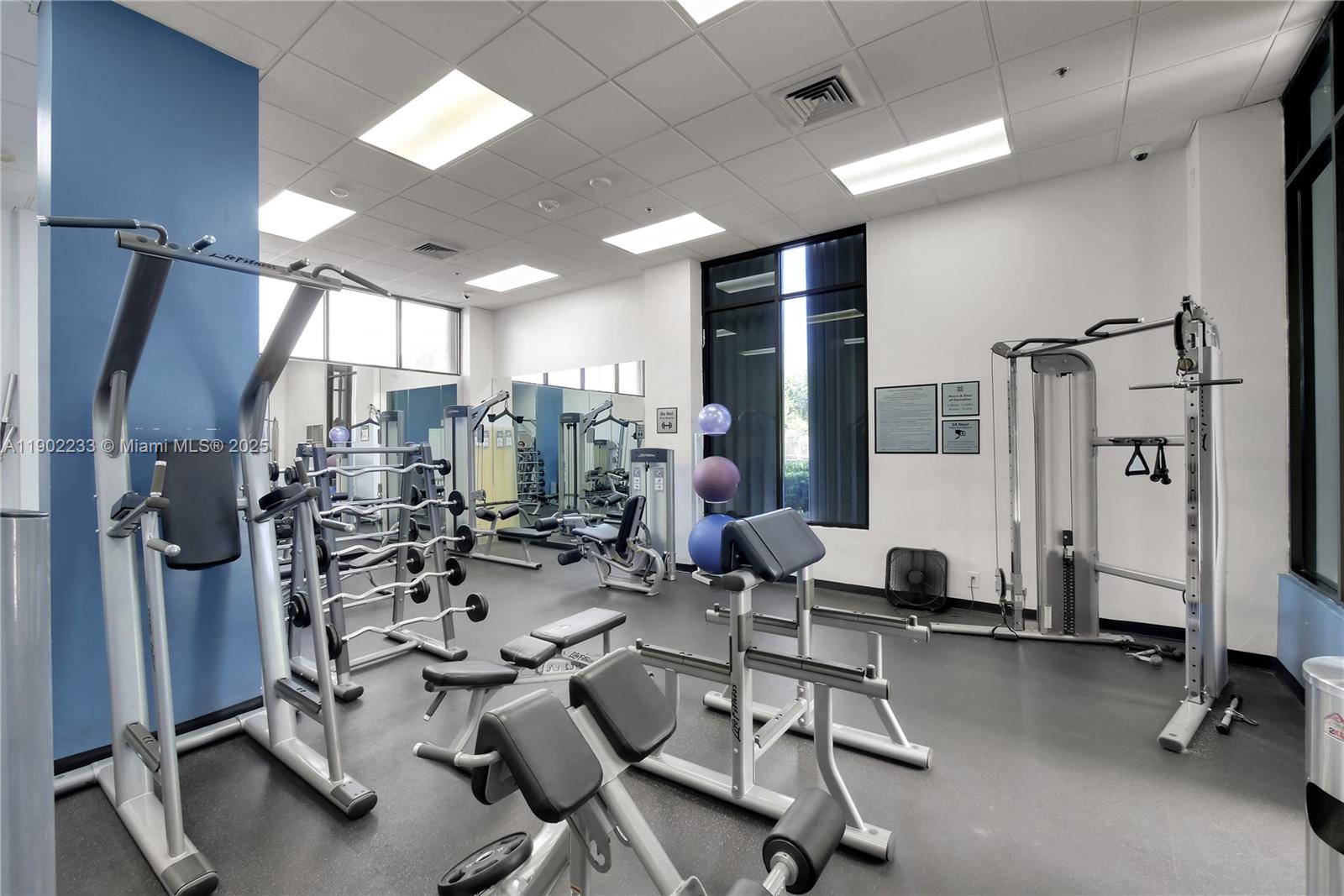 1008 2 / 2 1357 sq. ft. $ 2025-10-24 0 Photo