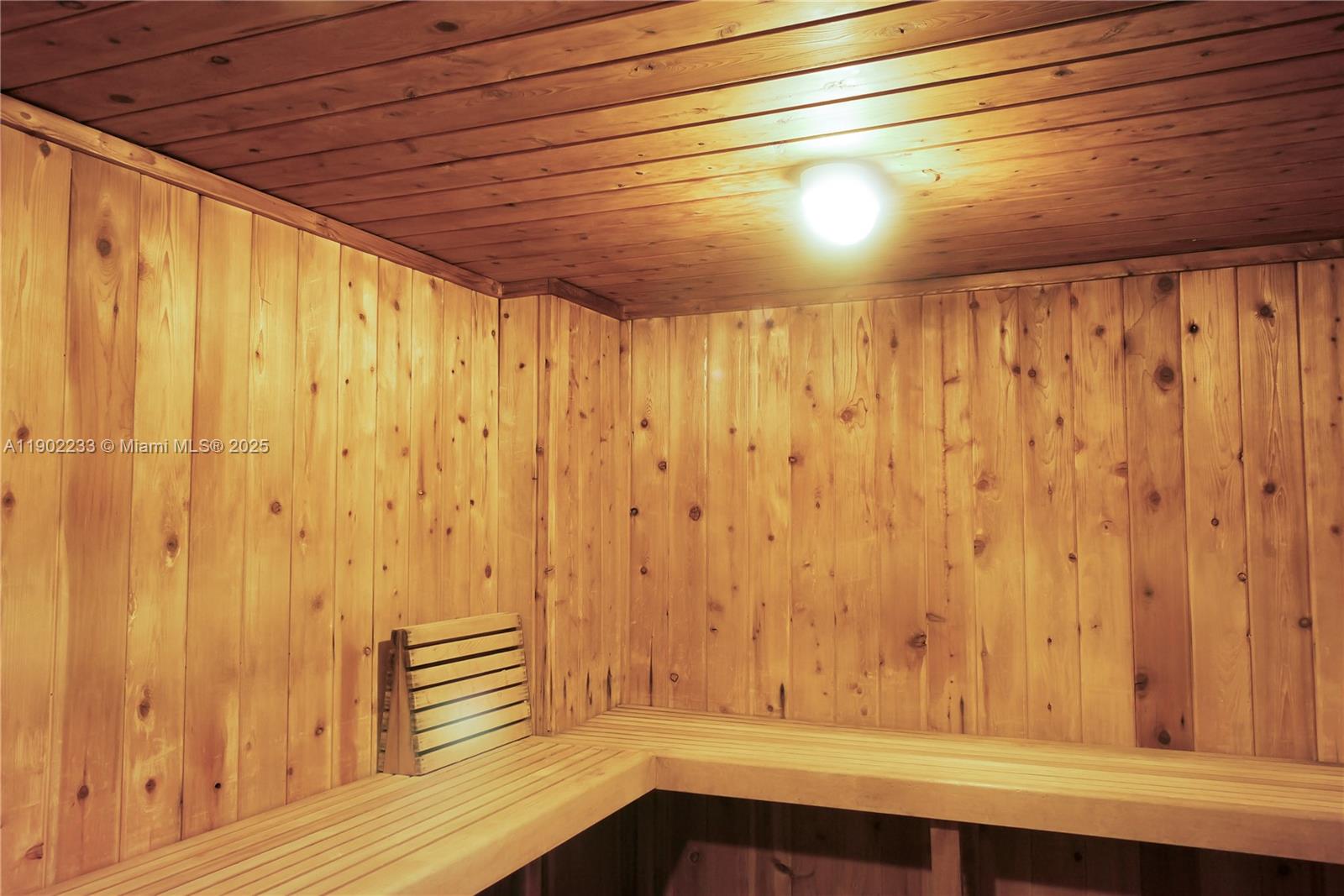 1008 2 / 2 1357 sq. ft. $ 2025-10-24 0 Photo