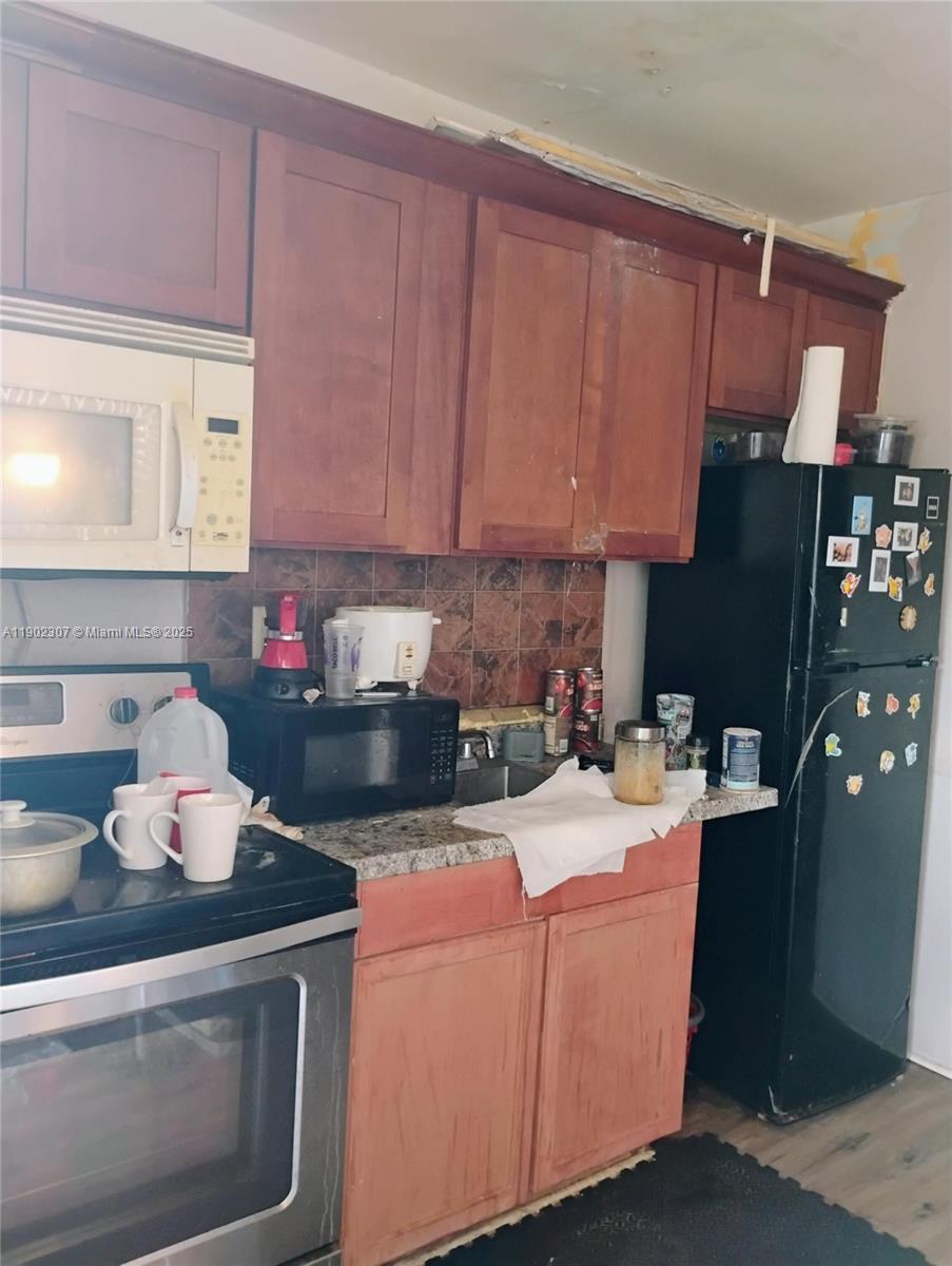 Ver detalles   /  1456 sq. ft. $ 2025-10-24 0 foto