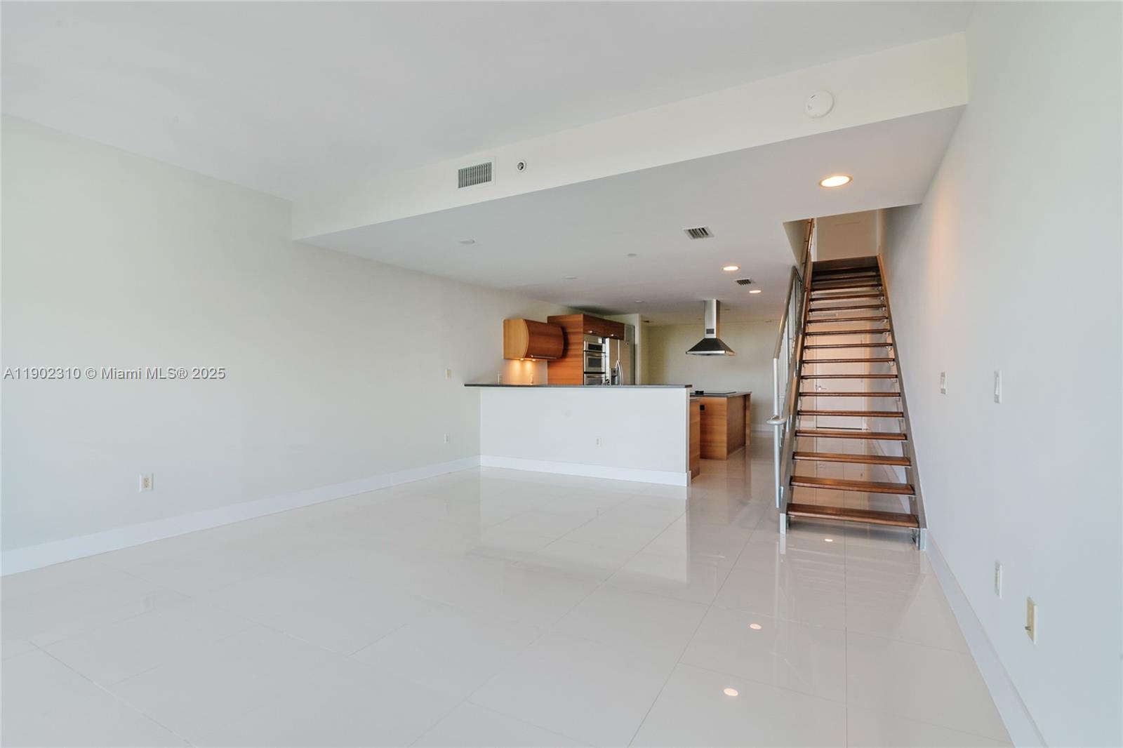 Photo of 2950 188th St  #309, Aventura, Florida, 33180 -