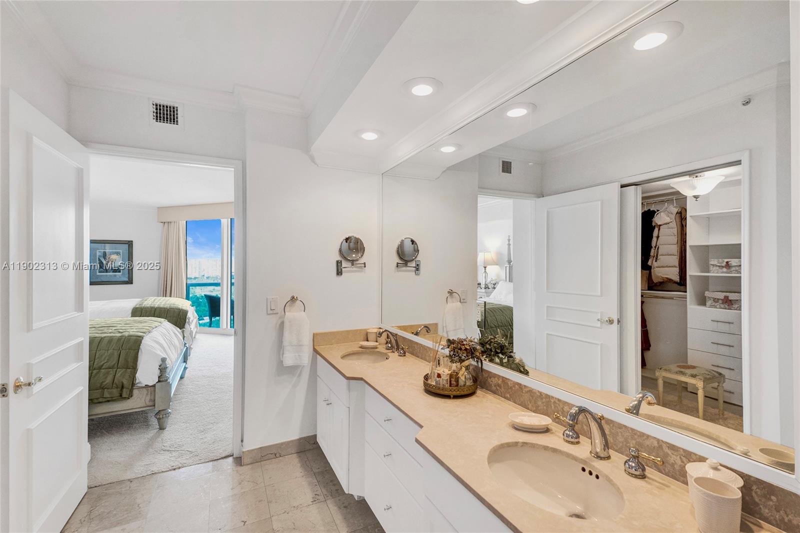 Photo of 3370 Hidden Bay Dr #1702, Aventura, Florida, 33180 -