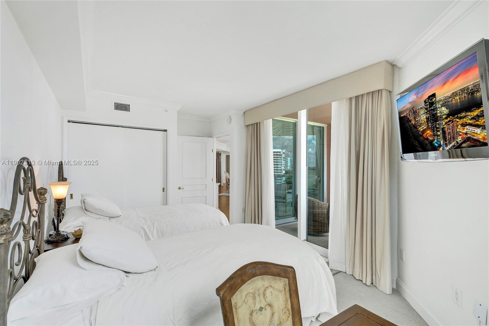 Photo of 3370 Hidden Bay Dr #1702, Aventura, Florida, 33180 -