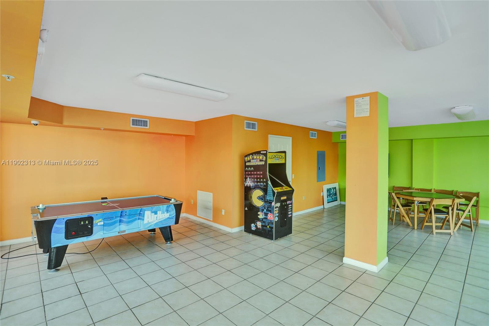 Photo of 3370 Hidden Bay Dr #1702, Aventura, Florida, 33180 -