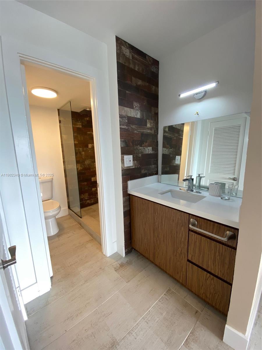 Photo of 3161 Ocean Dr  #1210, Hallandale Beach, Florida, 33009 -