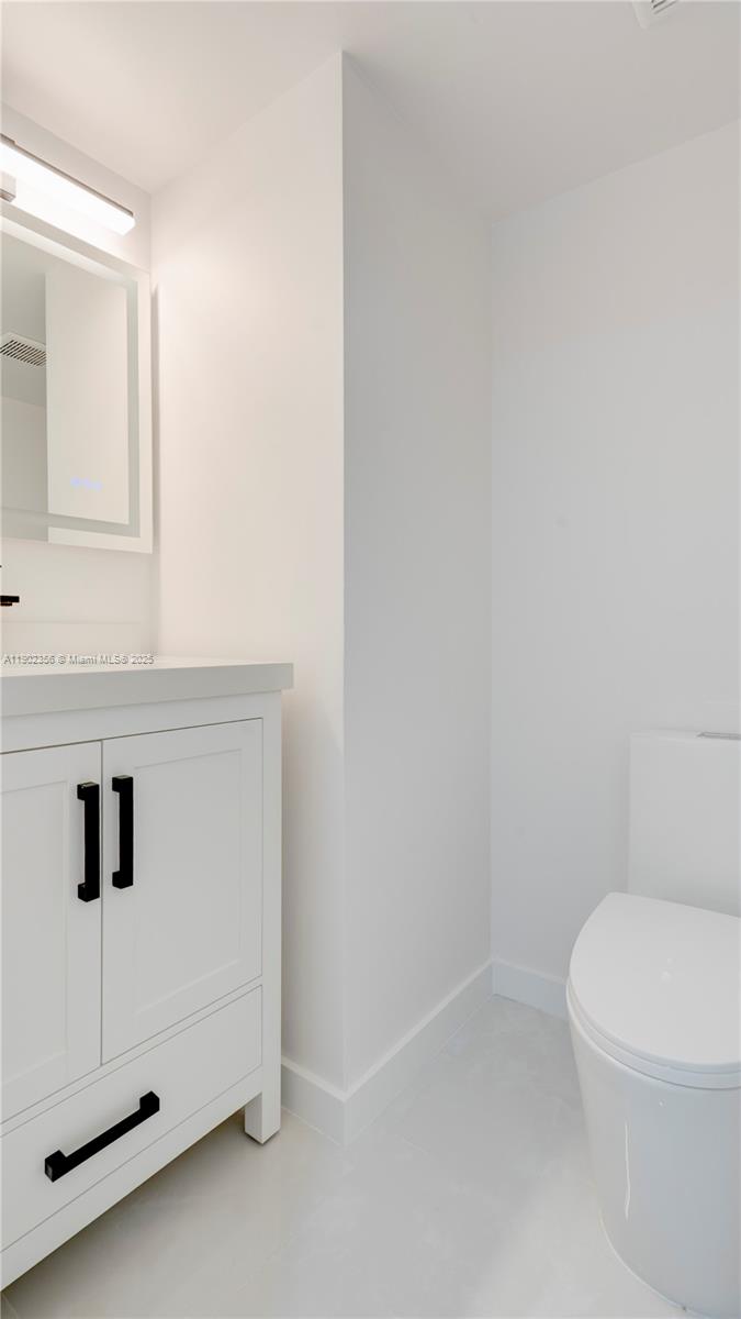 Photo of 933 24th Ave  (933), Hallandale Beach, Florida, 33009 - 