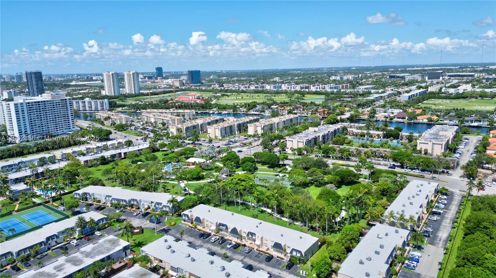 Photo of 933 24th Ave  (933), Hallandale Beach, Florida, 33009 - 