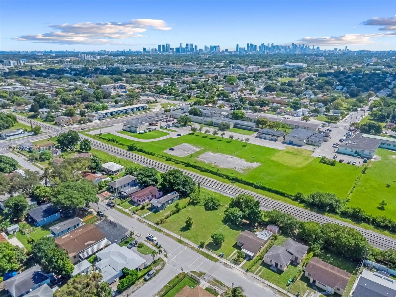 Ver detalles   /   sq. ft. $ 2025-10-24 0 foto