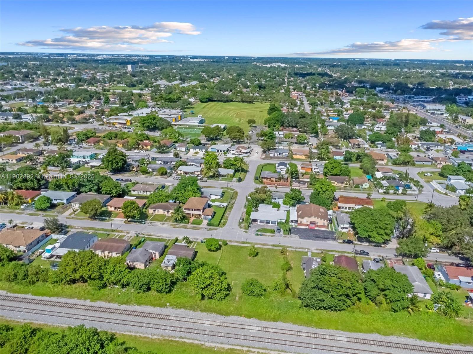 Ver detalles   /   sq. ft. $ 2025-10-24 0 foto