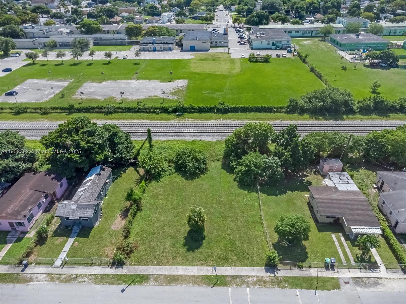 Ver detalles   /   sq. ft. $ 2025-10-24 0 foto