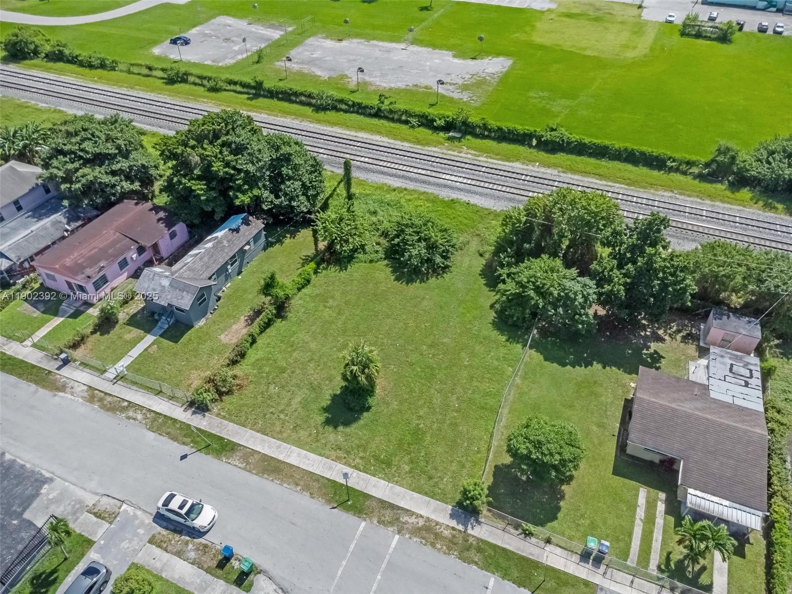 Ver detalles   /   sq. ft. $ 2025-10-24 0 foto