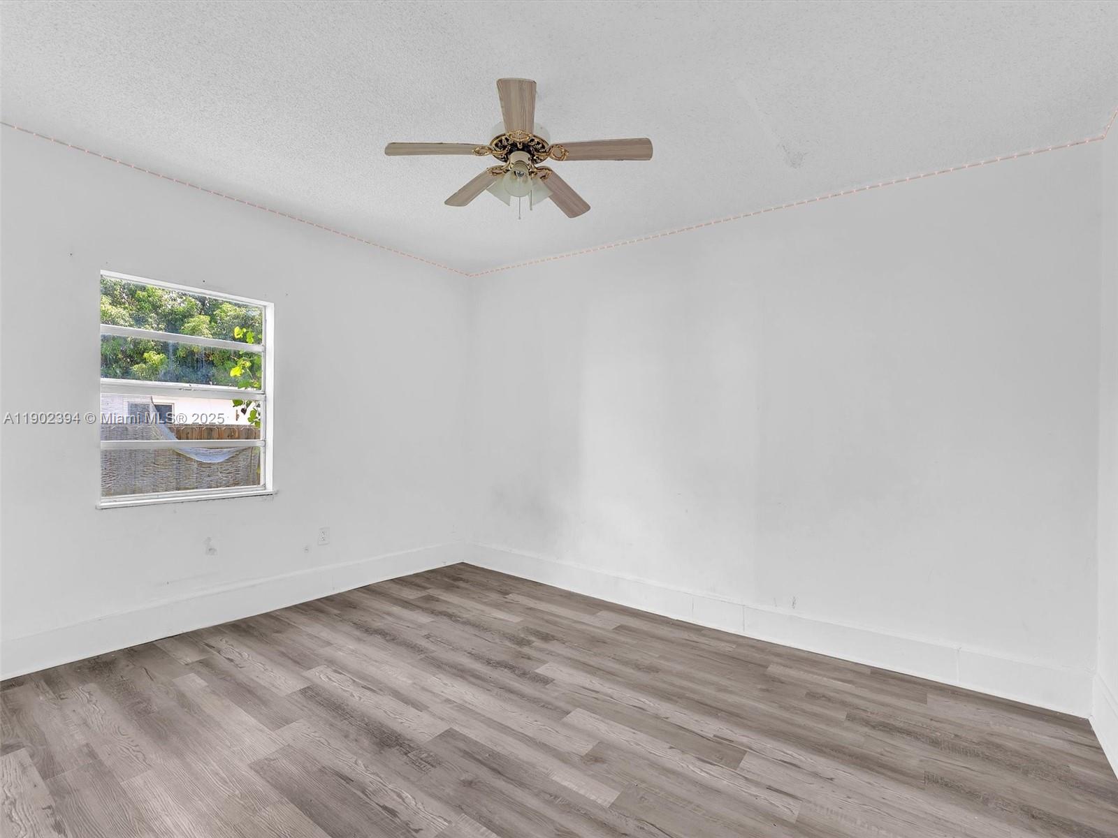 Ver detalles   /   sq. ft. $ 2025-10-24 0 foto