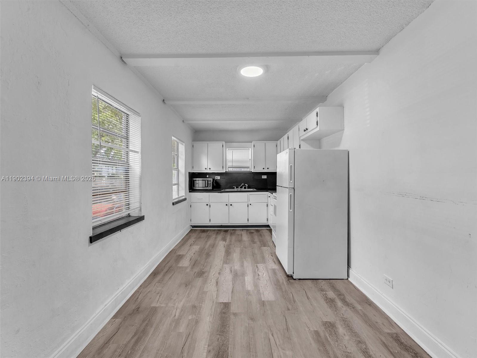 Ver detalles   /   sq. ft. $ 2025-10-24 0 foto