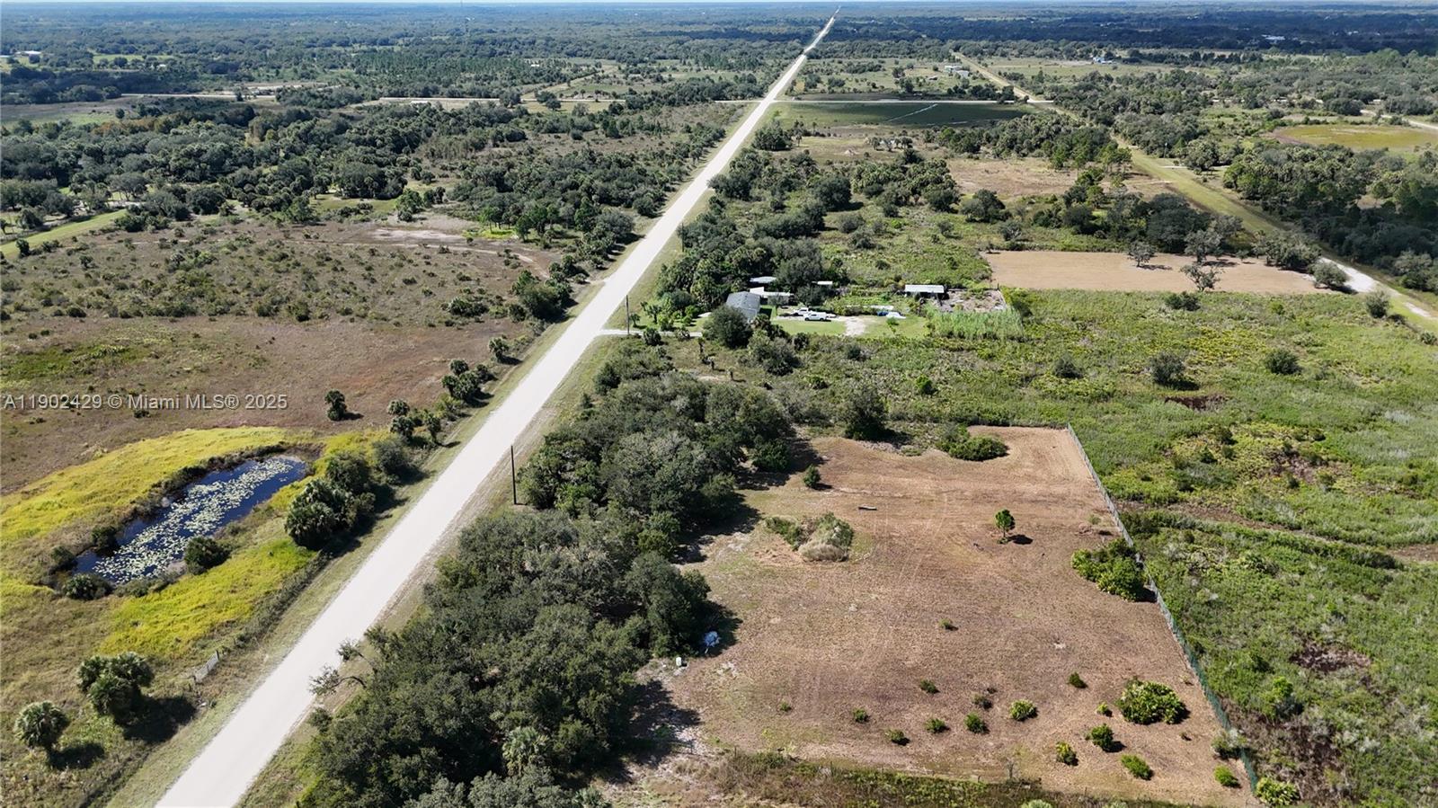 See details   /   sq. ft. $ 2025-10-24 0 Photo