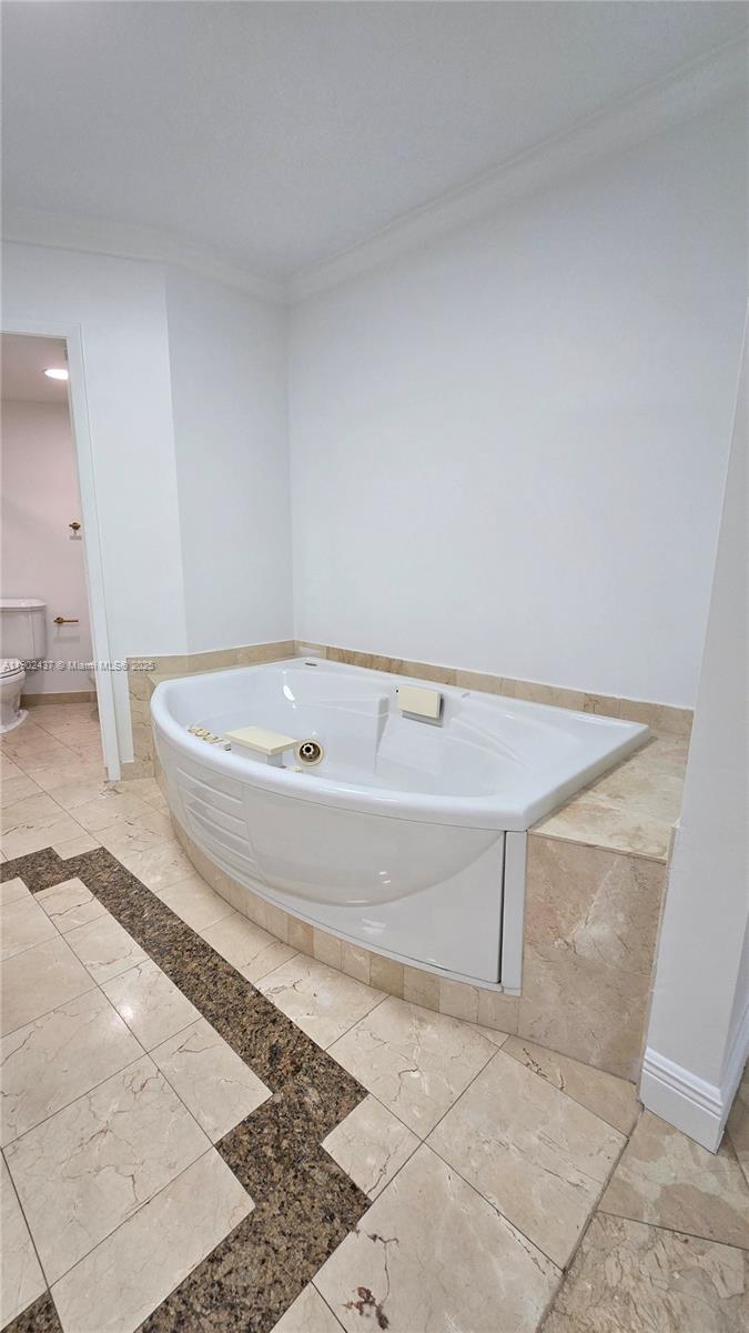 Photo of 19333 Collins Ave #909, Sunny Isles Beach, Florida, 33160 - Master bedroom