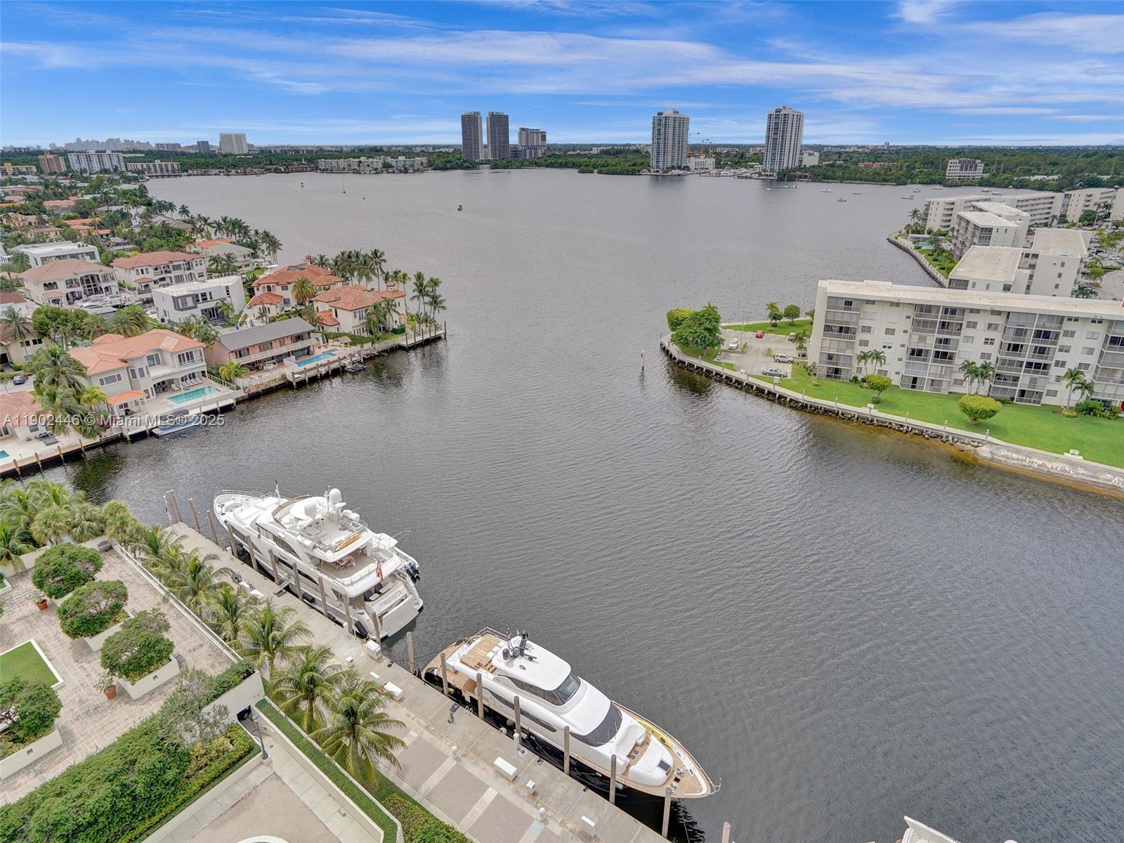 See details 1612 2 / 2 1350 sq. ft. $ 2025-10-24 0 Photo