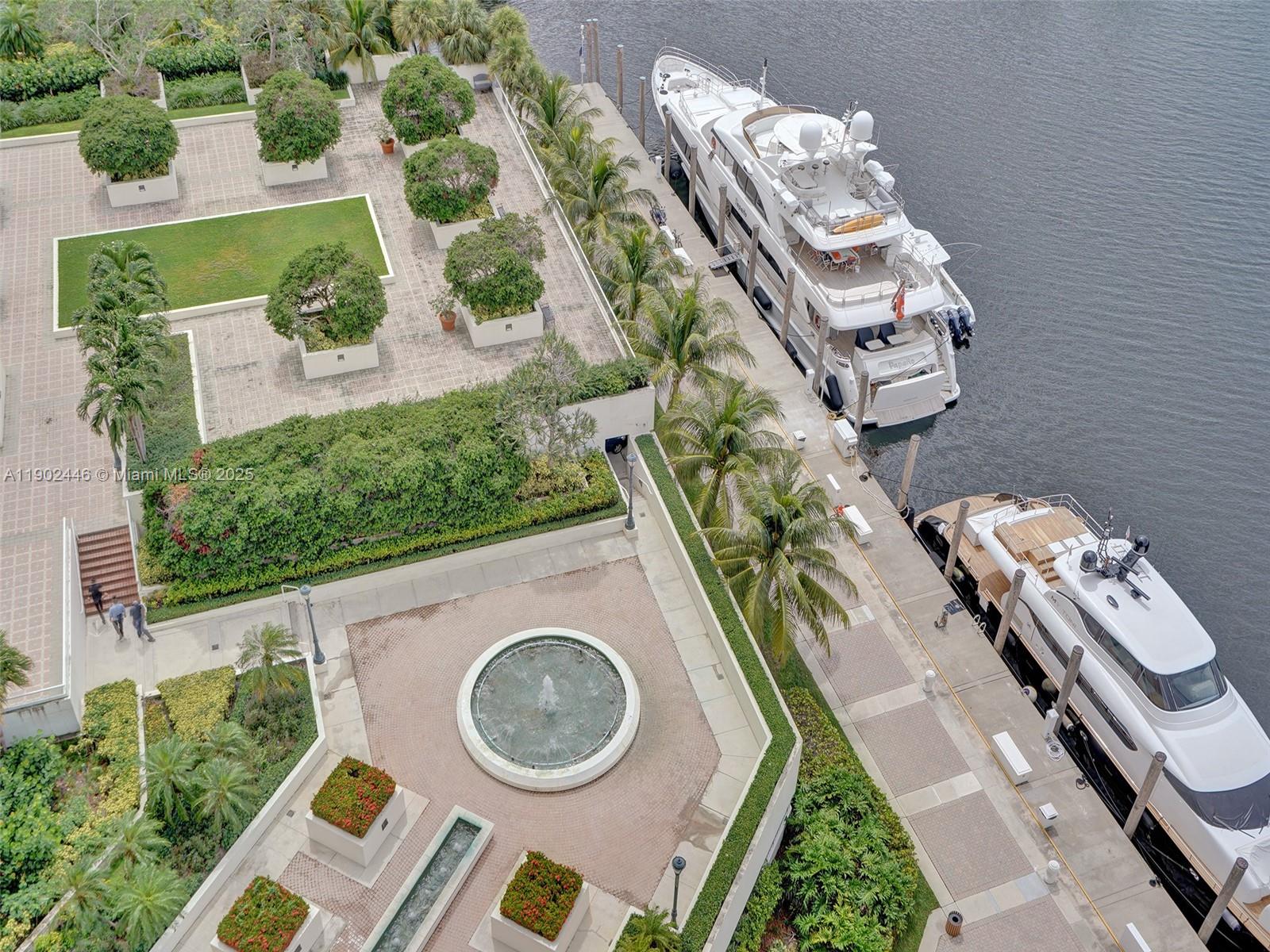 See details 1612 2 / 2 1350 sq. ft. $ 2025-10-24 0 Photo