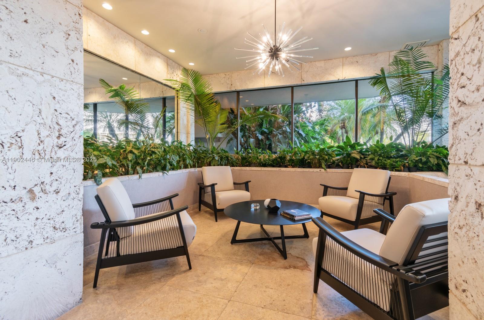 See details 1612 2 / 2 1350 sq. ft. $ 2025-10-24 0 Photo