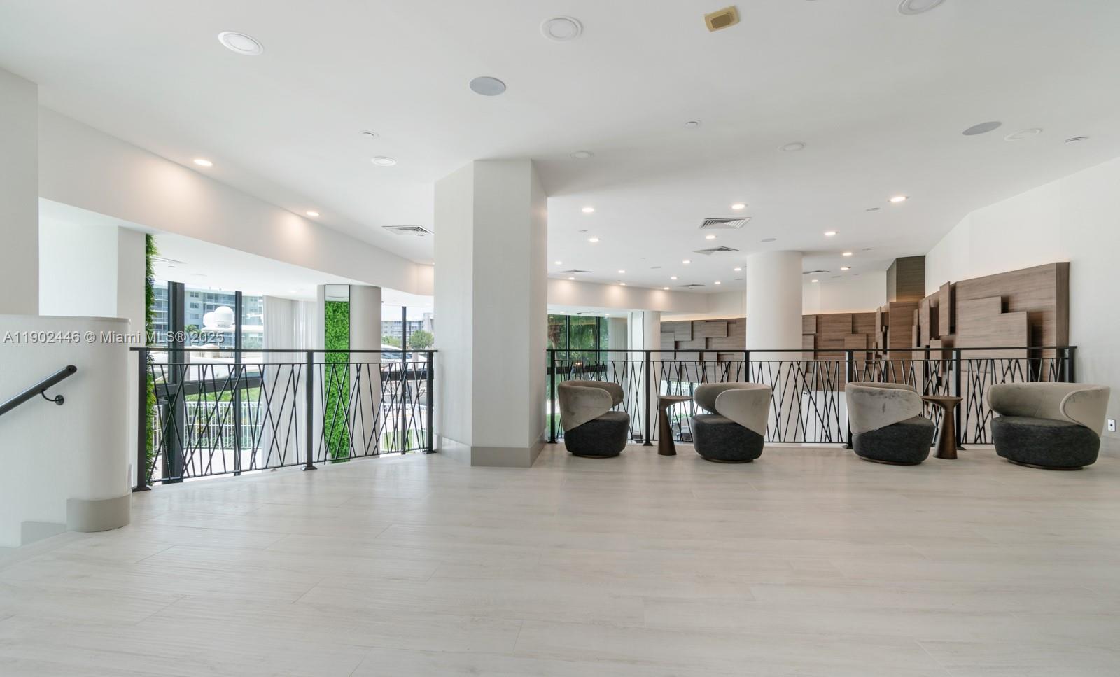 See details 1612 2 / 2 1350 sq. ft. $ 2025-10-24 0 Photo