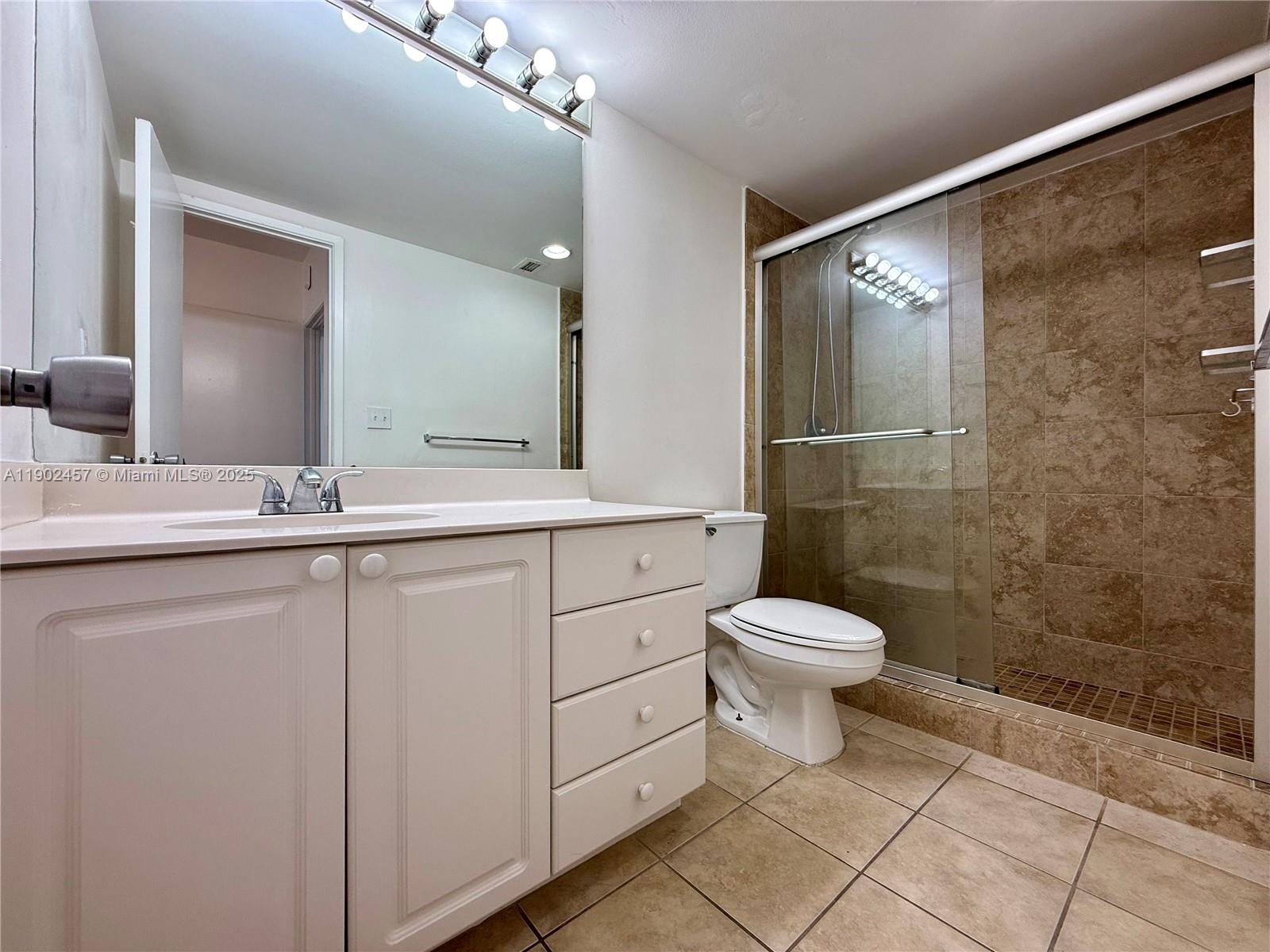 Photo of 19390 Collins Ave  #1423, Sunny Isles Beach, Florida, 33160 - Primary bedroom - Ensuite