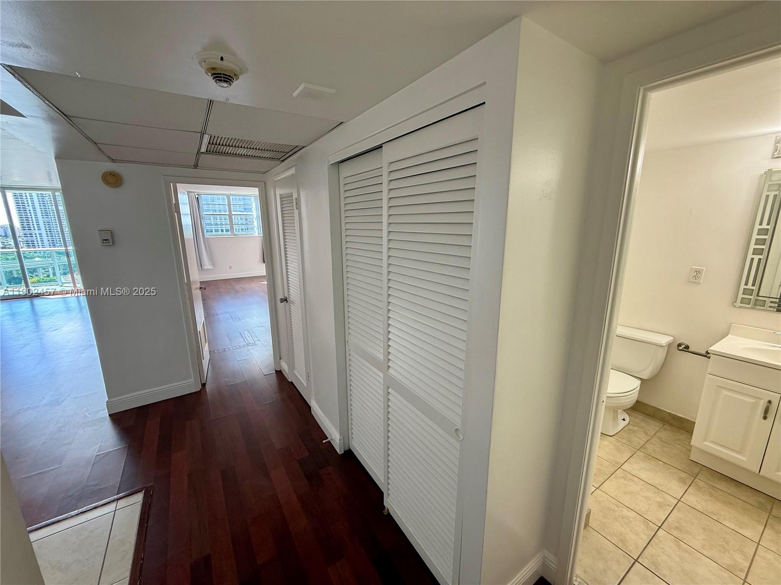 Photo of 19390 Collins Ave  #1423, Sunny Isles Beach, Florida, 33160 - Foyer with half bath and two closets