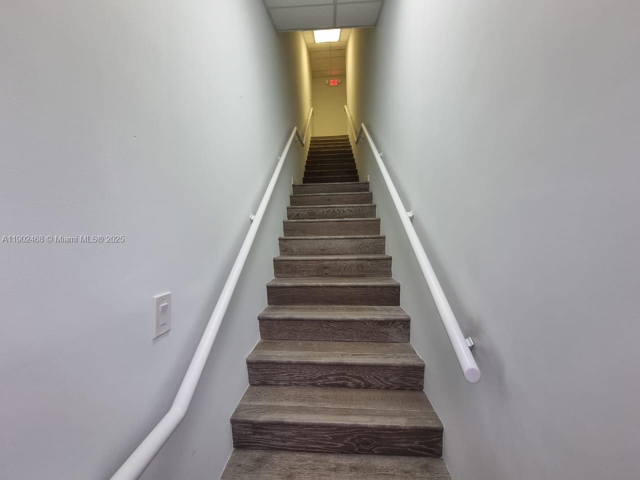 106 A and B  /   sq. ft. $ 2025-10-24 0 Photo