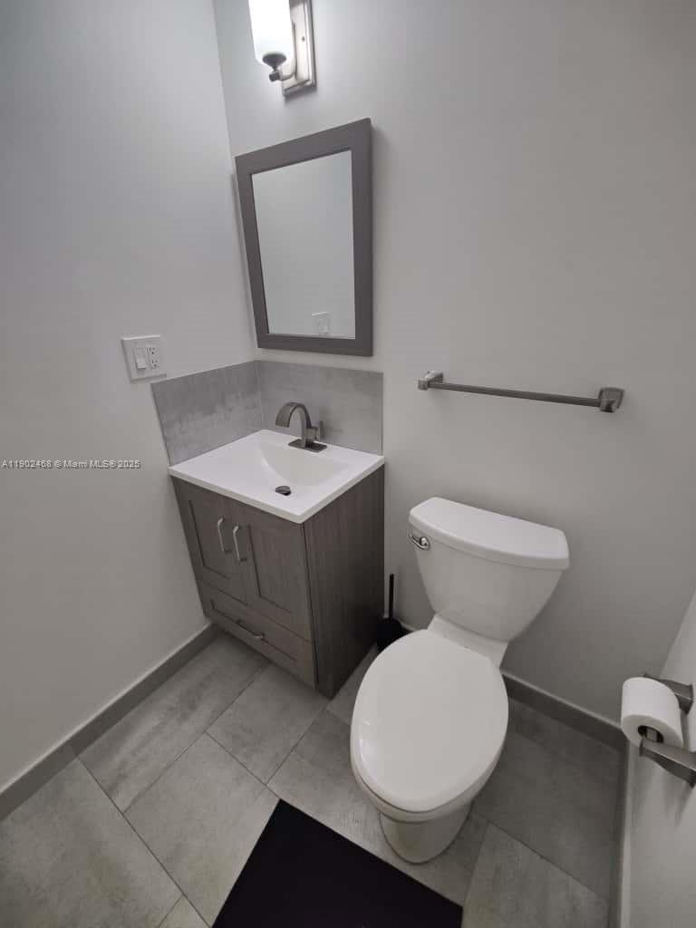 106 A and B  /   sq. ft. $ 2025-10-24 0 Photo