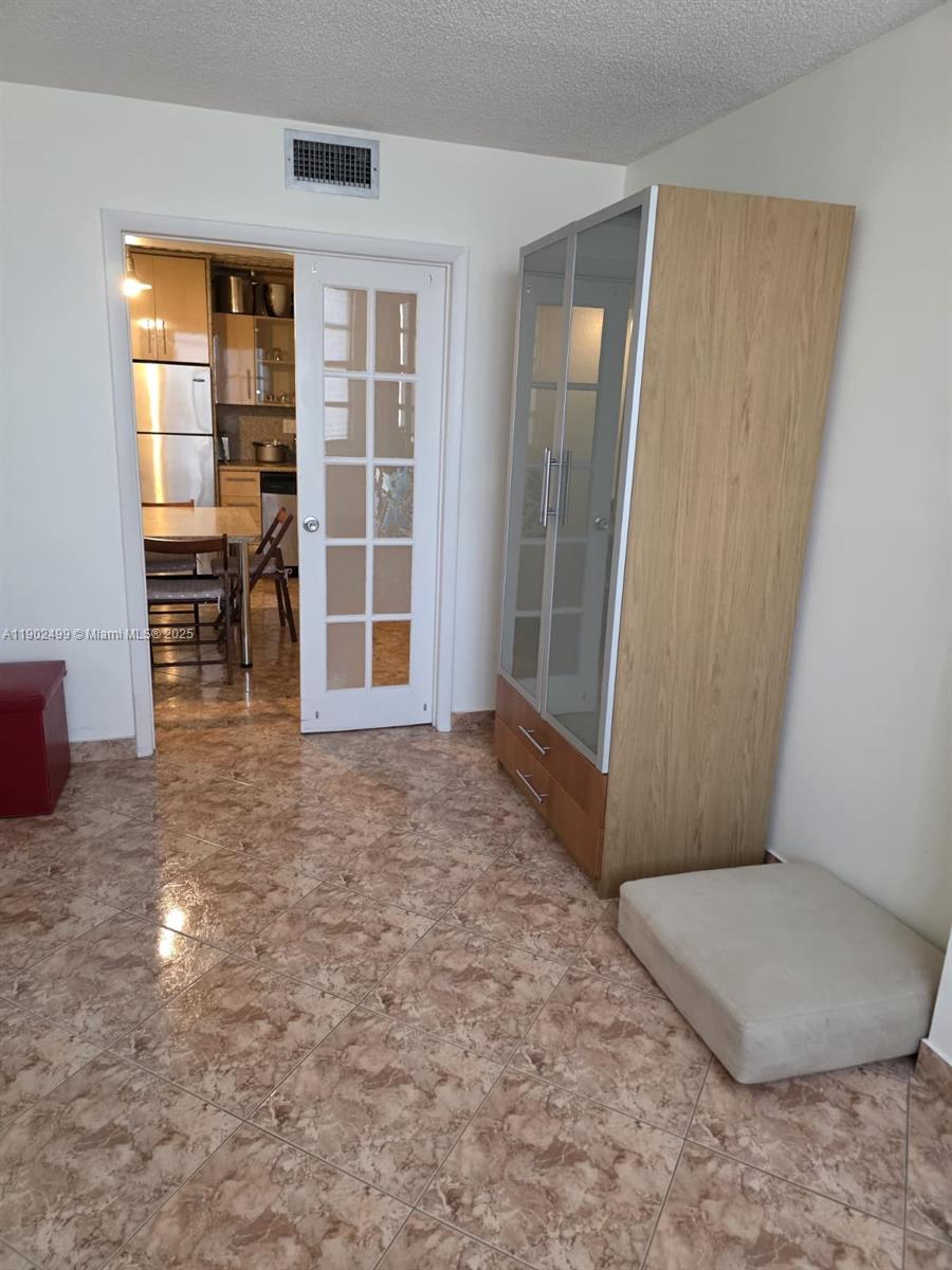 Photo of 1833 Ocean Dr  #1505, Hallandale Beach, Florida, 33009 - 