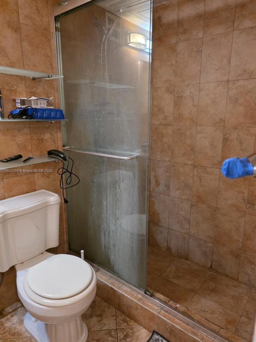 Photo of 1833 Ocean Dr  #1505, Hallandale Beach, Florida, 33009 - 