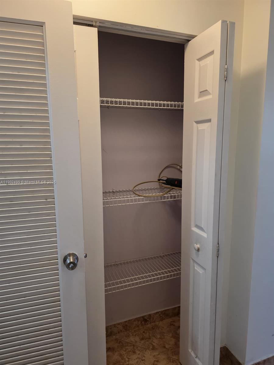 Photo of 1833 Ocean Dr  #1505, Hallandale Beach, Florida, 33009 - 