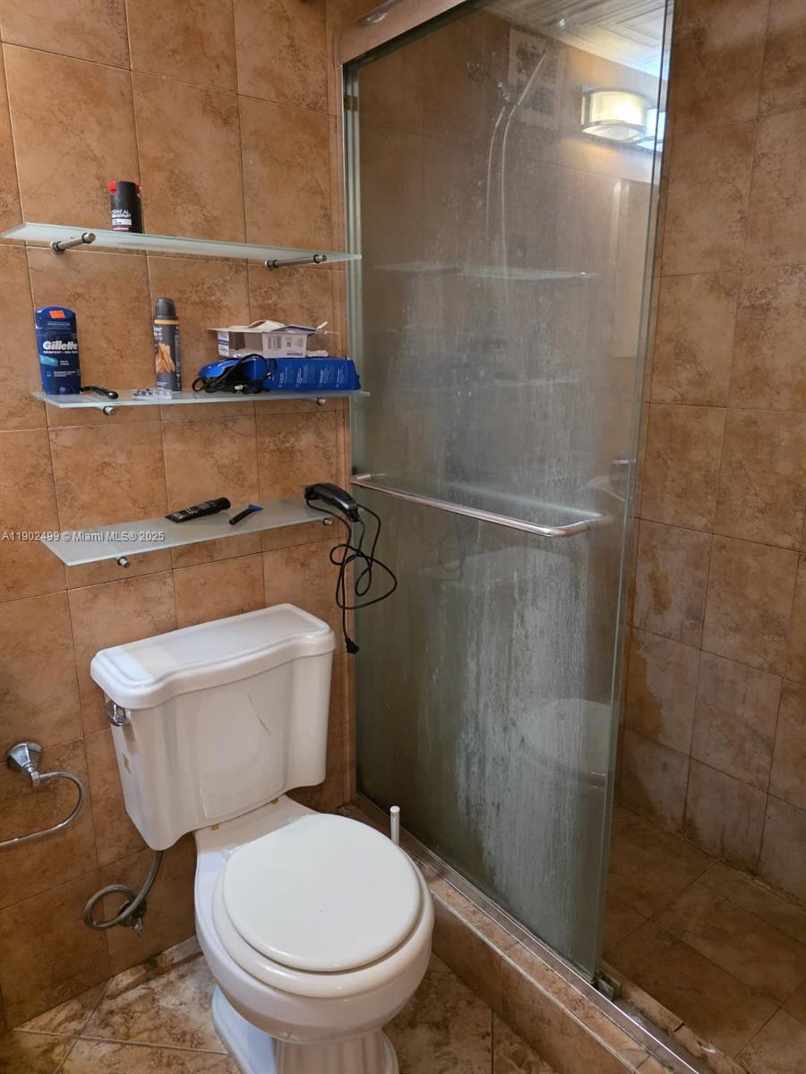 Photo of 1833 Ocean Dr  #1505, Hallandale Beach, Florida, 33009 - 